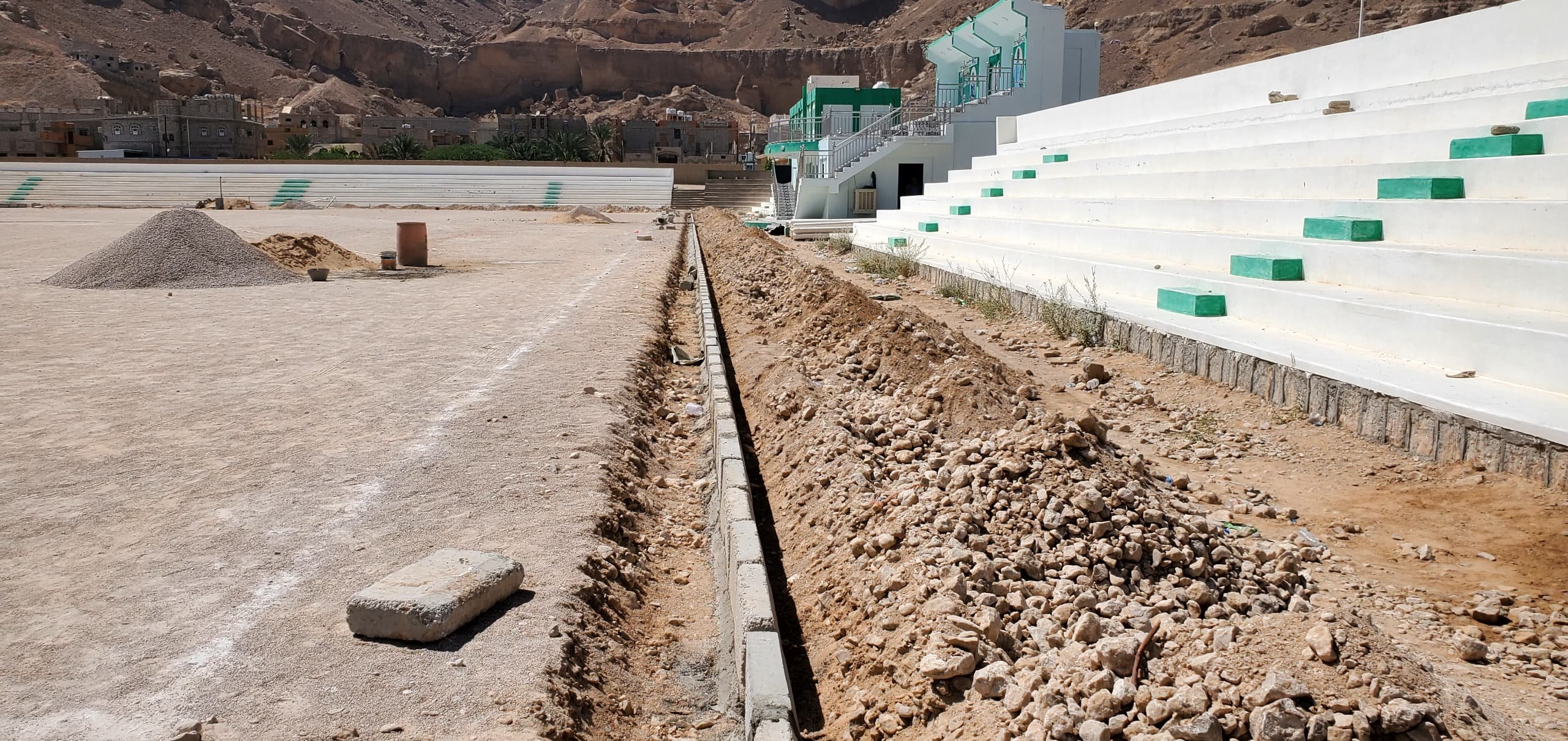 القطن.. انطلاق الأعمال التمهيدية لمشروع تعشيب منشآت نادي شباب القطن