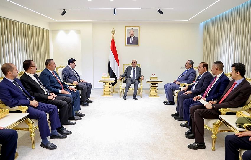 رئيس الوزراء: المعركة مع الحوثي شاملة.. ولن نرضى بحلول مؤقتة
