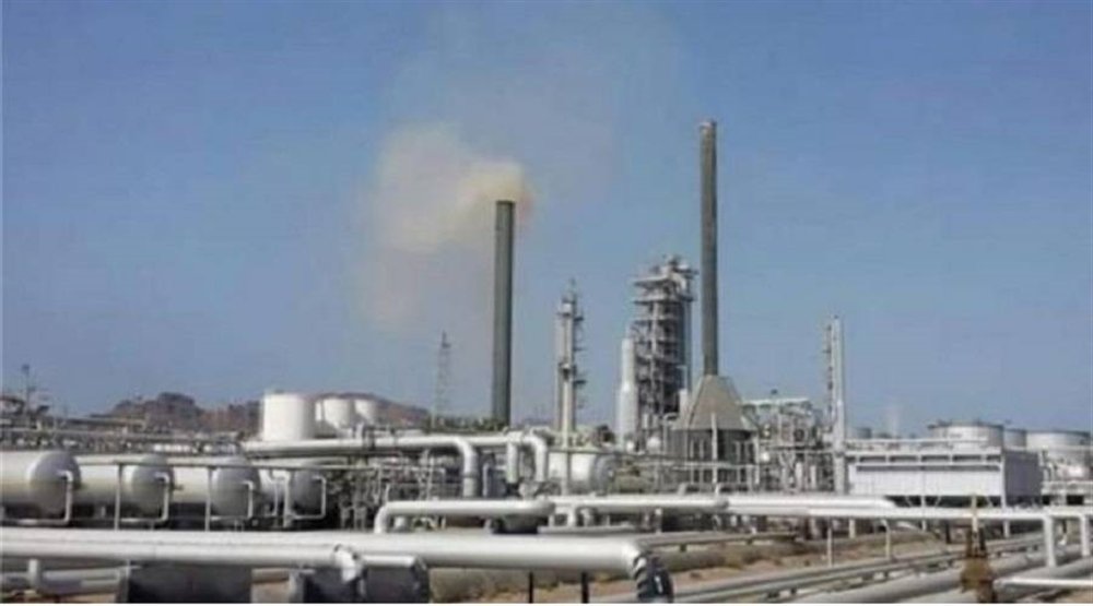 مصافي عدن تنفي بدء تشغيل وحداتها الإنتاجية وتوضح آخر استعدادات إعادة التشغيل