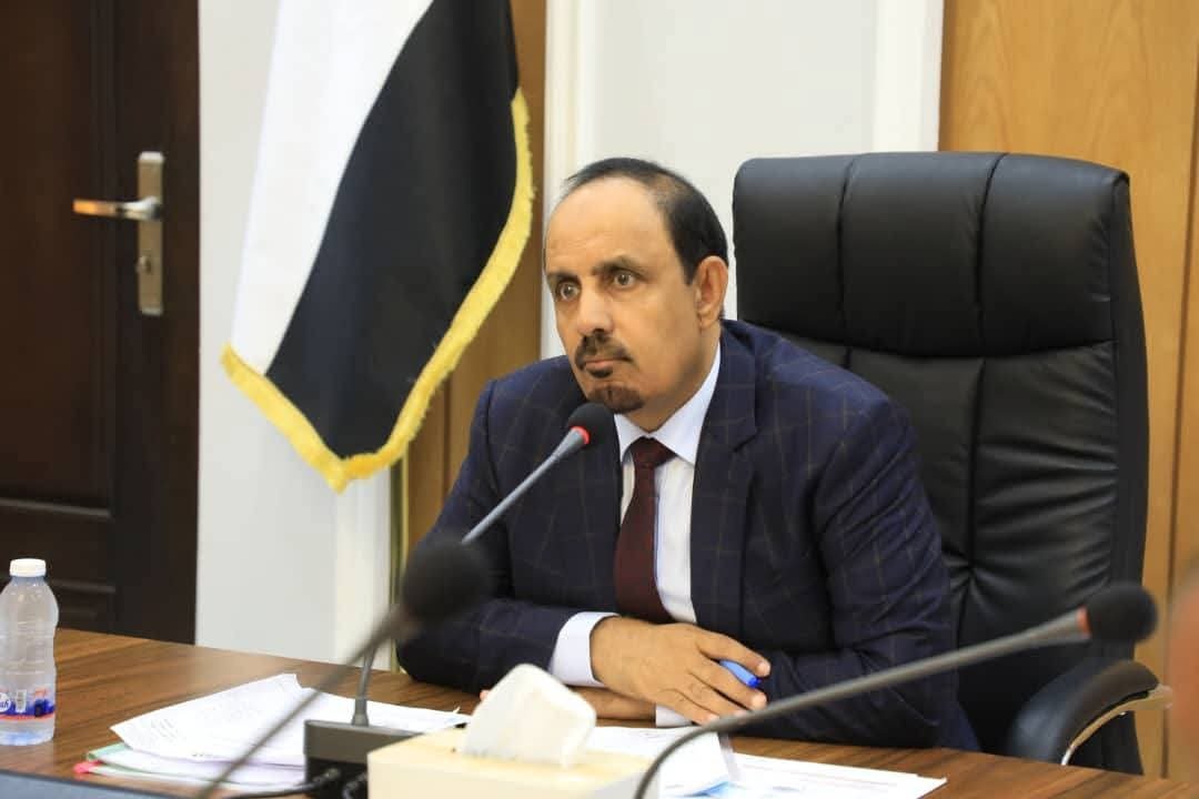 محافظ حضرموت يوجه بتشكيل لجنة عاجلة لحصر أضرار السيول في الوادي والصحراء