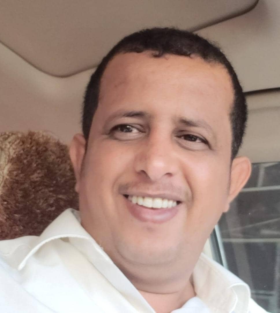 تحذيرات من نشاط السوق السوداء أمام محلات الصرافة ومكافأة مالية لمن يوثق التجاوزات