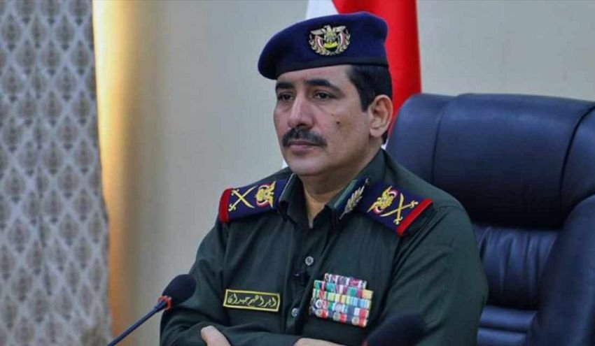 وزير الداخلية يصف إحباط مصنع المخدرات في المهرة بالإنجاز التاريخي ويشيد بجهوزية الأجهزة الأمنية