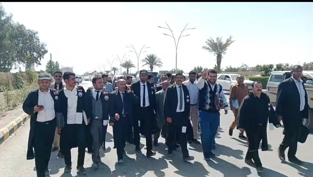 نقابة المحامين بمأرب تتبنى الدفاع عن حقوق الجرحى وتعلن تشكيل فريق قانوني لمتابعة قضاياهم حتى الإنصاف الكامل
