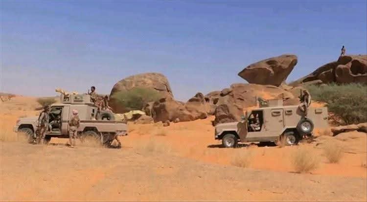 تصعيد ميداني شرق الجوف.. القوات الحكومية تحبط هجوماً واسعاً للحوثيين وتعزز انتشارها في الخطوط الصحراوية