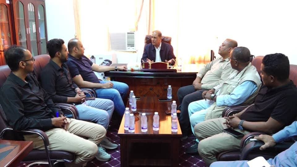 مدير عام الإعلام بوادي حضرموت يبحث تطوير العمل الإعلامي مع مراسلي القنوات