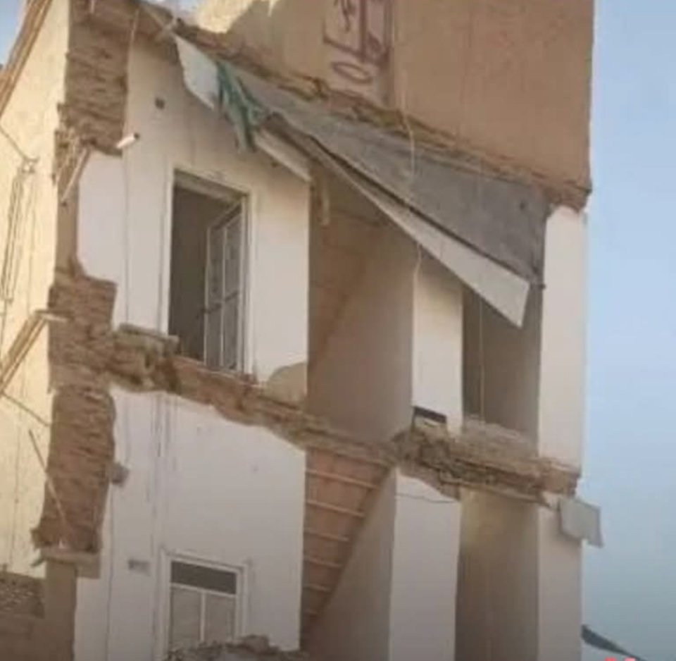انهيار منزل طيني في وادي حضرموت يخلّف 3 وفيات ومصابين