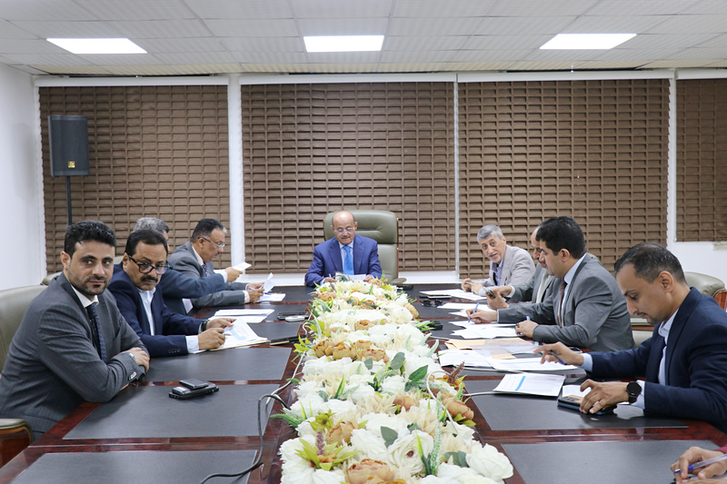 اللجنة الوطنية للواردات تشدد على الالتزام الكامل بالآليات التنظيمية وتحذر من أي التفاف على الأنظمة
