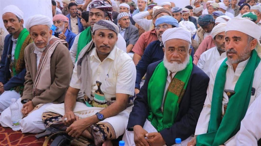 ميليشيا الحوثي تُجبر علماء ودعاة الحديدة على اجتماع قسري في زبيد لدفع التجنيد الإجباري