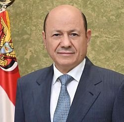 رئيس مجلس القيادة الرئاسي يغادر عدن لإجراء مشاورات حول الأوضاع الوطنية في المملكة العربية السعودية