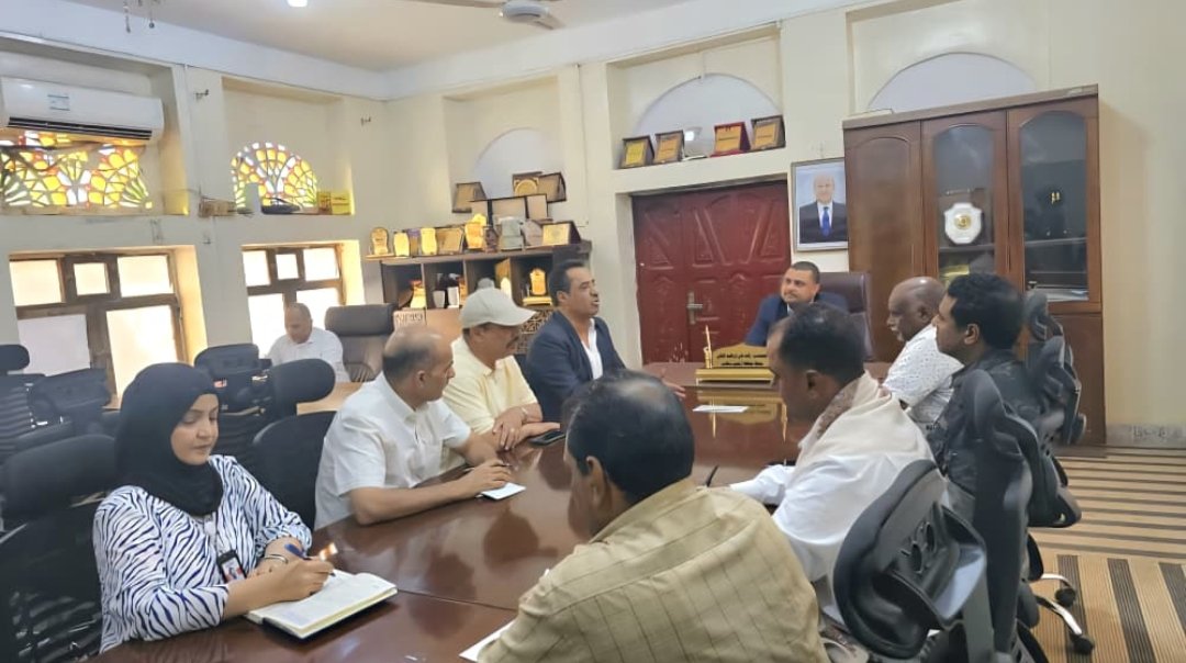 اللجنة الوطنية للتحقيق في زيارة ميدانية إلى سقطرى وتناقش الأوضاع الحقوقية وتتفقد سجن حديبو