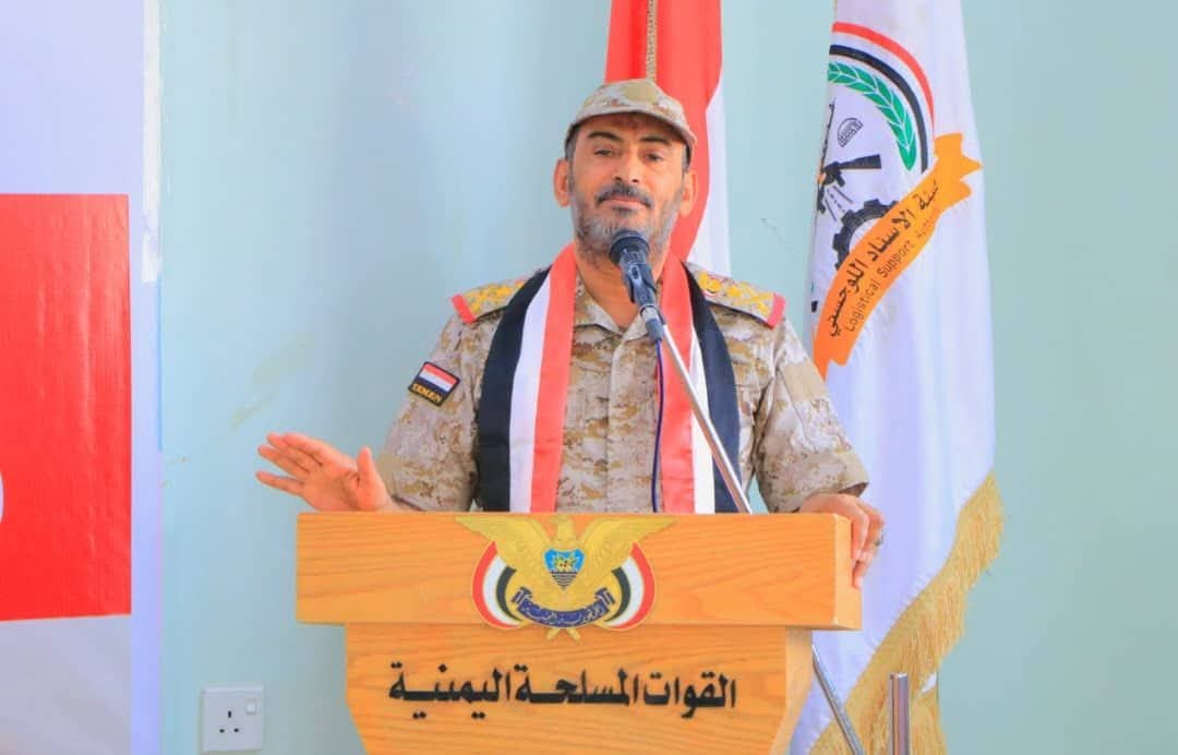 رئيس الأركان: توحيد الصف وتوجيه الجهود نحو الحوثي شرط استعادة الدولة