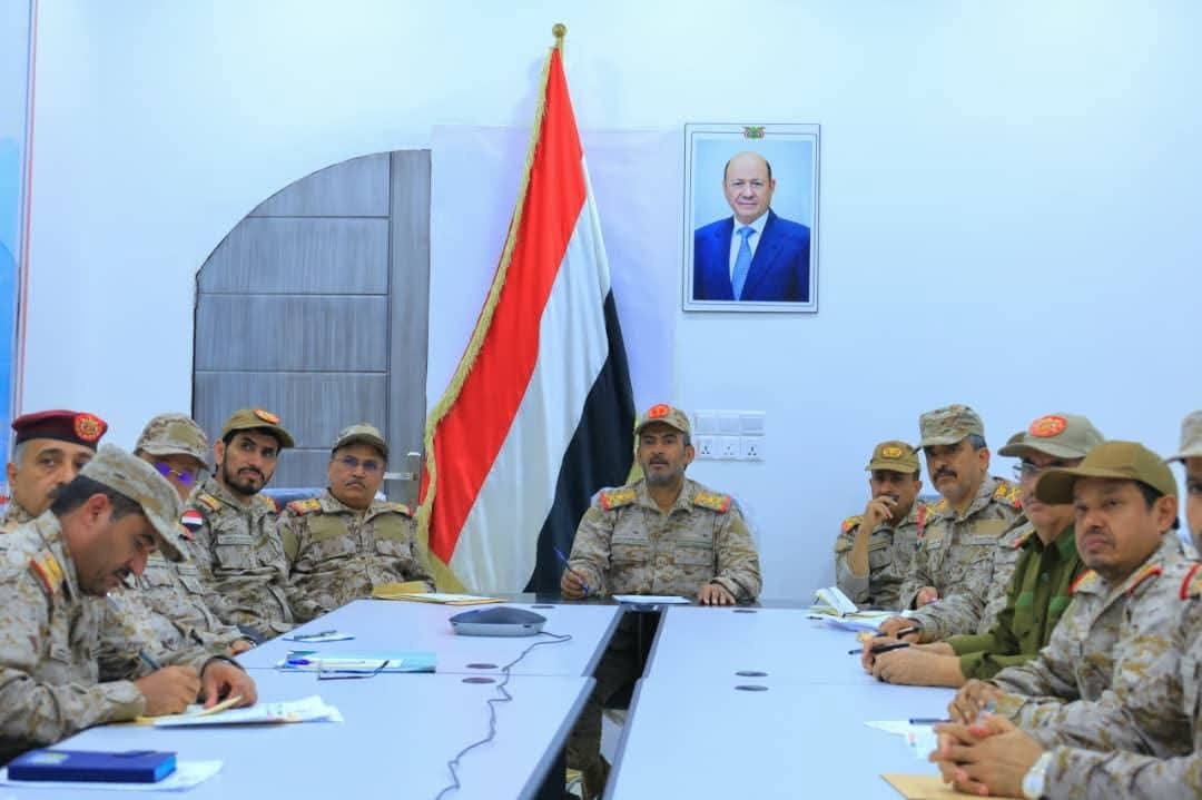 رئيس هيئة الأركان يوجّه بتعزيز الجاهزية وتوحيد الجهود العملياتية لمواجهة متطلبات المرحلة