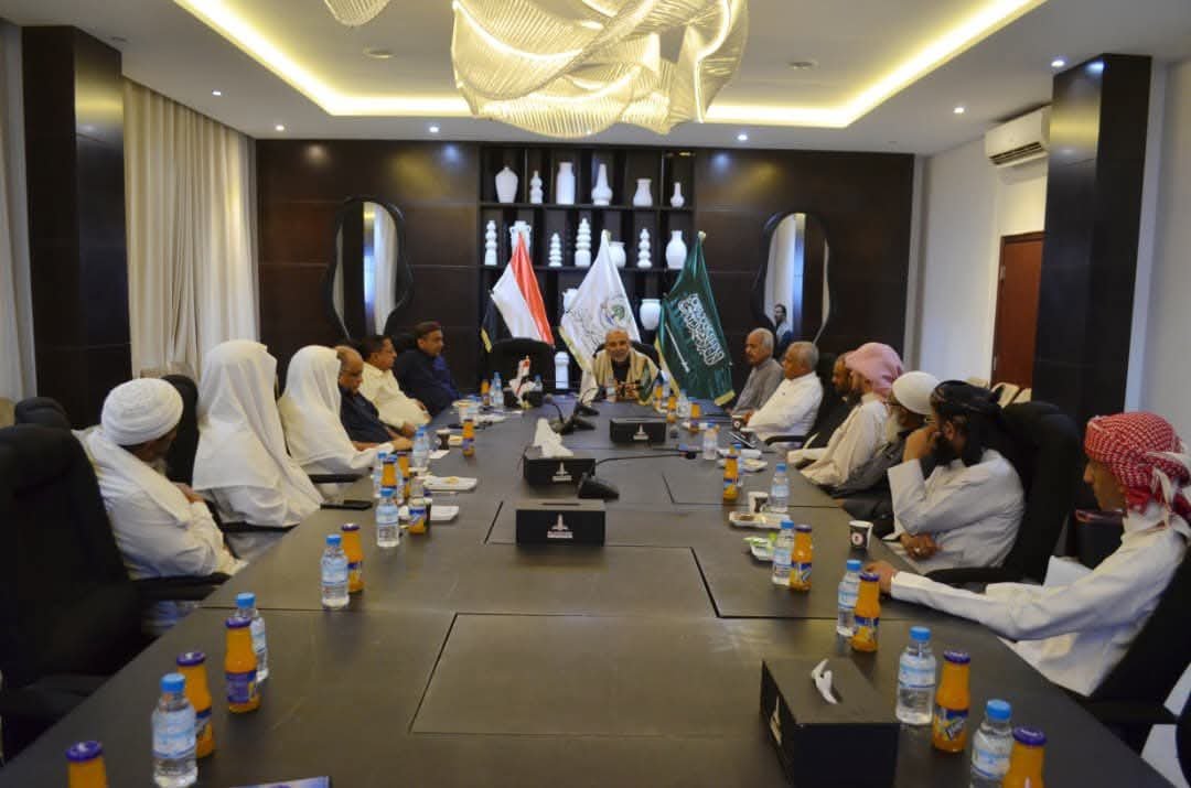 مجلس حضرموت الوطني يؤكد مع العلماء والدعاة دور الخطاب الديني في تعزيز وحدة الصف ونبذ الفرقة