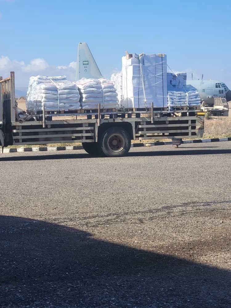 سقطرى تستقبل أول طائرة شحن سعودية محمّلة بالمواد الغذائية