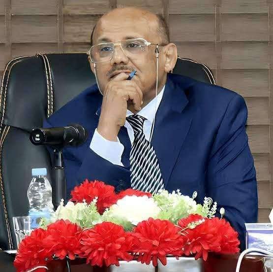 المعبقي: دعم سعودي بمليار ريال لتغطية الرواتب والأموال المطبوعة لا تشكل خطراً