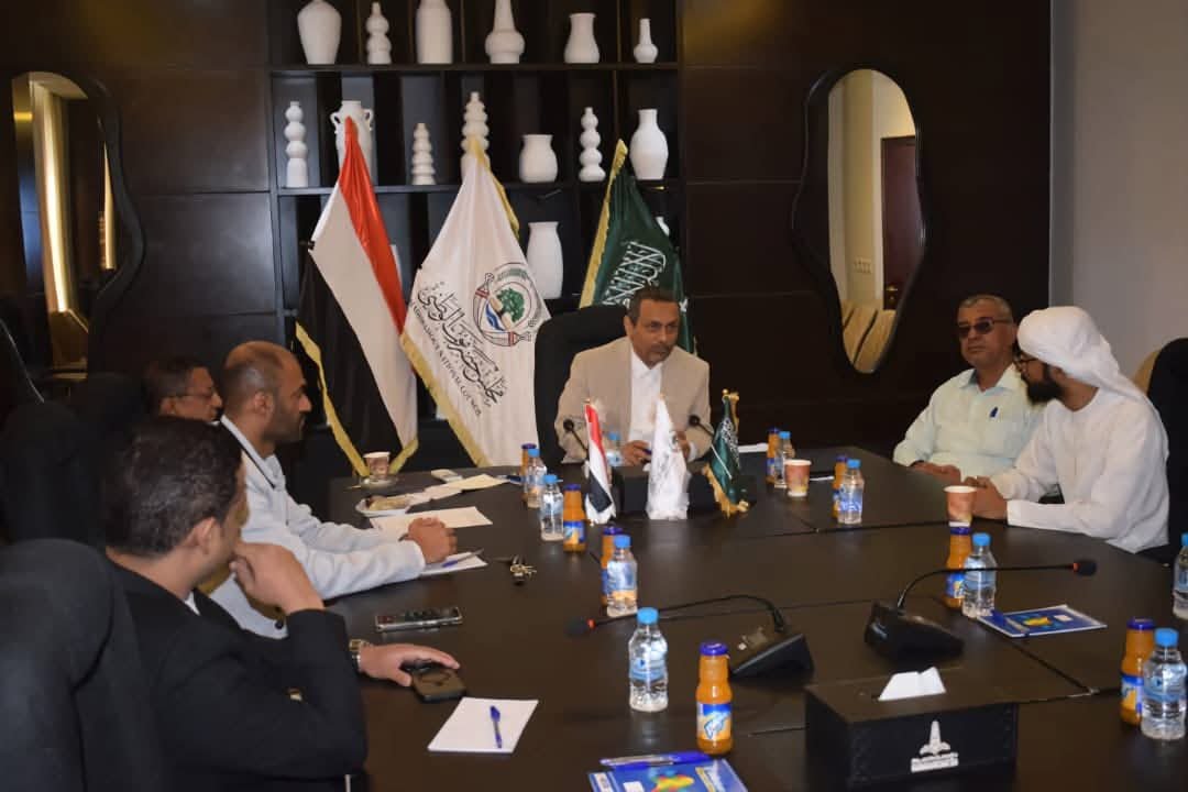 مجلس حضرموت الوطني يعزز التنسيق مع هيئة السلم الاجتماعي لمواجهة الجرائم الحديثة وحماية الاستقرار المجتمعي