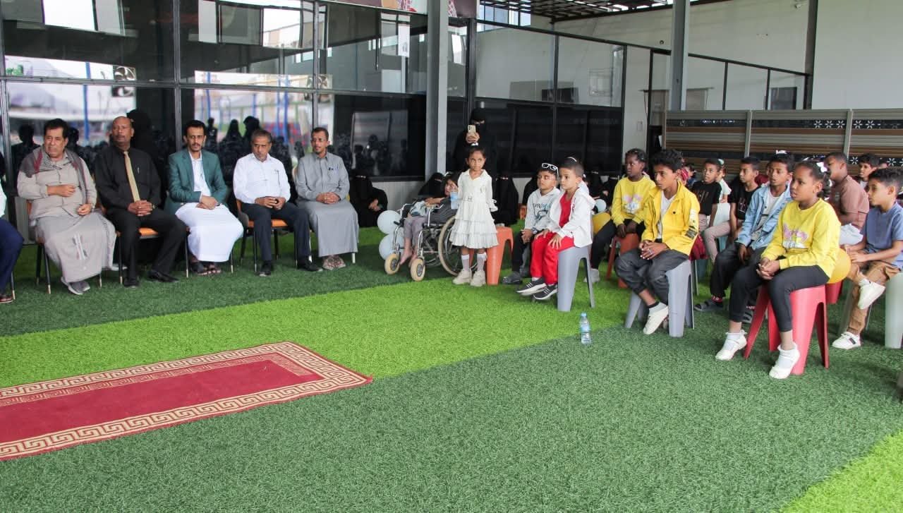 وكيل حضرموت يشارك مرضى السرطان فرحتهم ويؤكد دعم السلطة المحلية في اليوم العالمي لسرطان الطفل