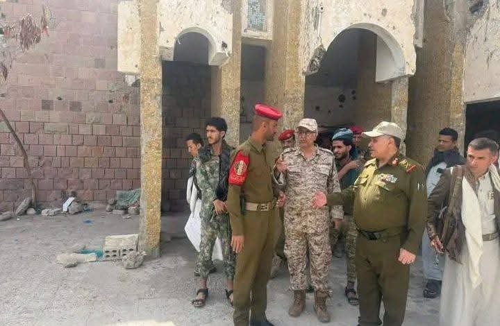 جولة ميدانية لقيادة محور تعز تؤكد رفع الجاهزية وتعزيز الإجراءات الأمنية في المنافذ والجبهات