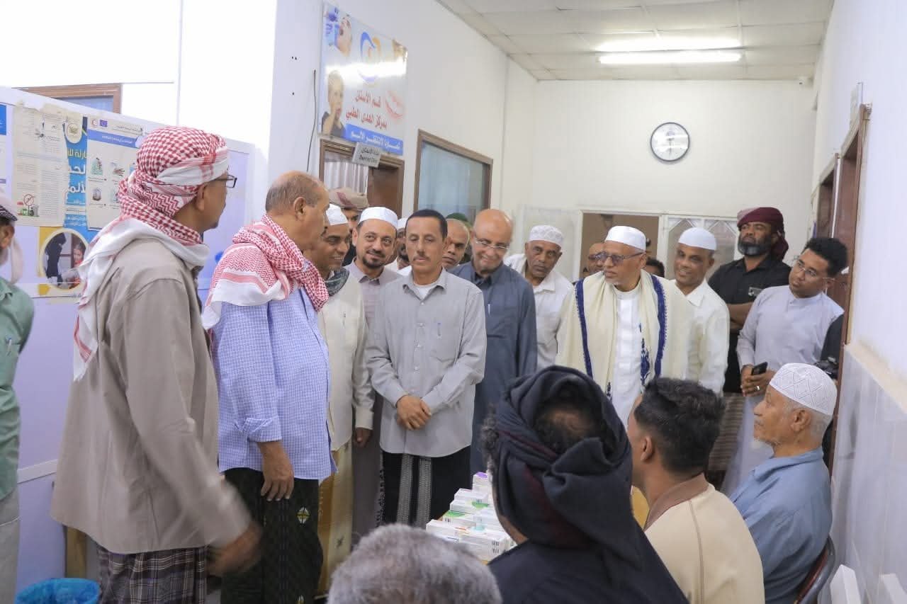 باربّاع يدشّن العيادات الرمضانية المجانية في حي السحيل بمديرية سيئون خلال شهر رمضان