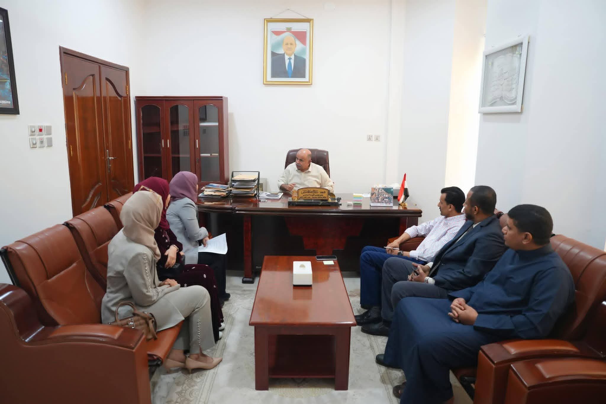 الخنبشي يبحث مع وزيرة الشؤون القانونية سبل تطوير المنظومة القانونية وتعزيز حماية قضايا الدولة