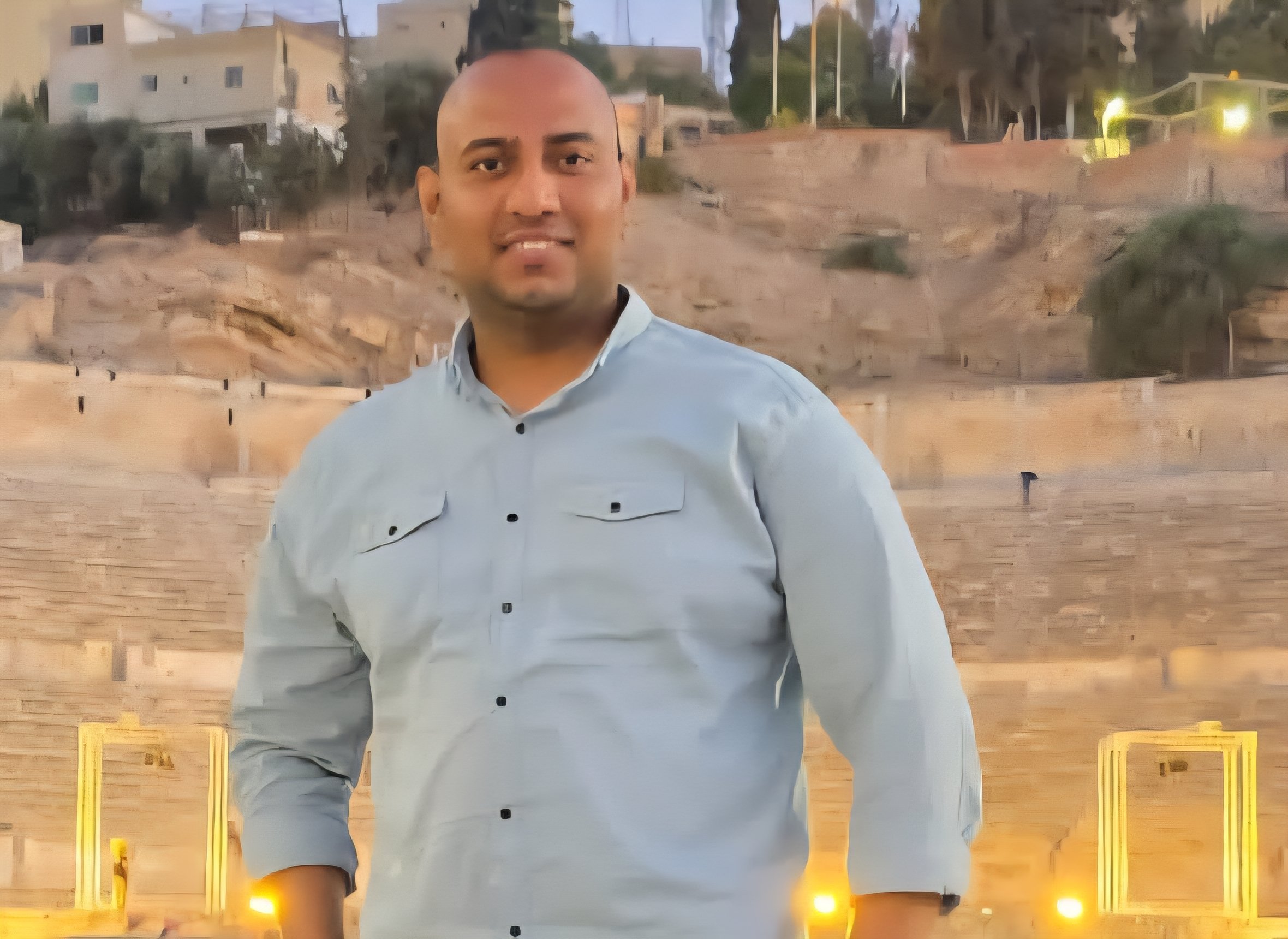 صحفي حضرمي يدعو للارتقاء بالخطاب الإعلامي ويحذر من الألفاظ المسيئة