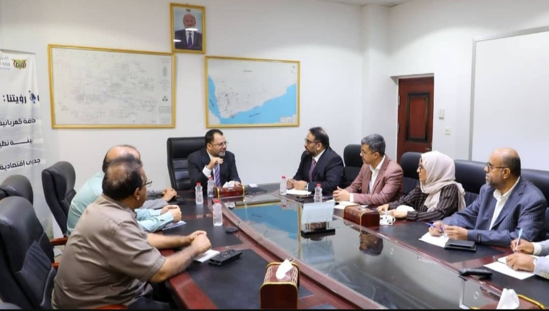 وزير الكهرباء يبحث مع الفريق الاقتصادي ملامح خطة التعافي ورفع كفاءة قطاع الطاقة