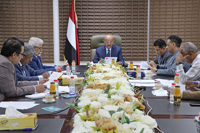 خطوة لتعزيز الثقة المصرفية: تفعيل مؤسسة ضمان الودائع من عدن وإقرار إصلاحات مالية