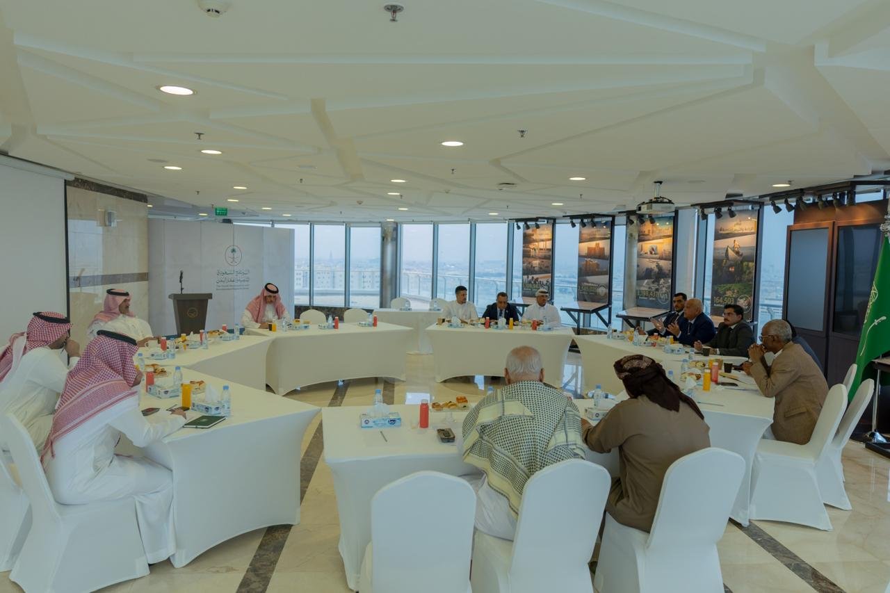 الرياض تحتضن لقاءً تشاورياً جديداً للقيادات الجنوبية تمهيداً للحوار الشامل