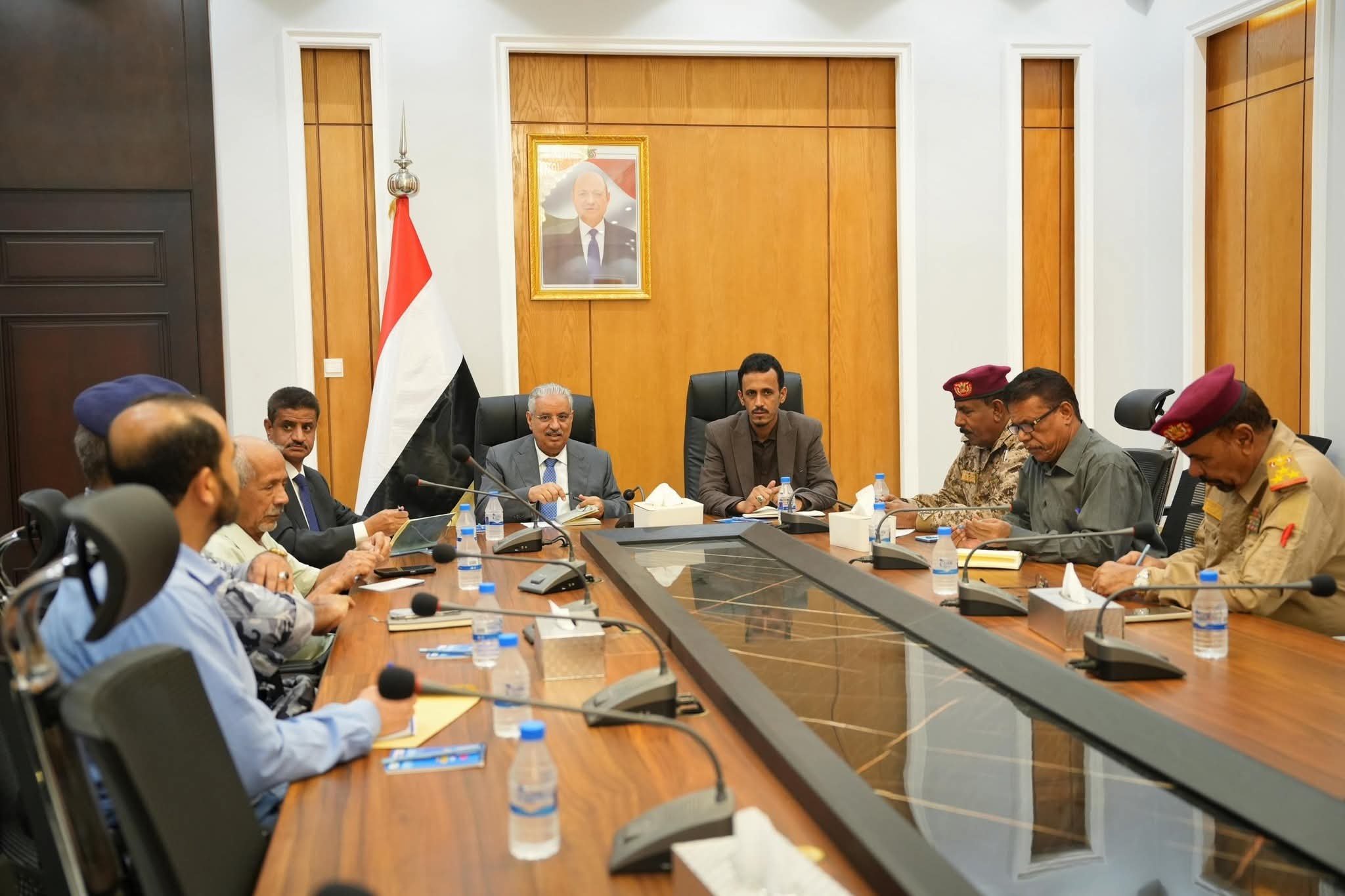 اجتماع أمني رفيع في حضرموت برئاسة الجهاز المركزي لأمن الدولة لتعزيز الجاهزية والاستقرار