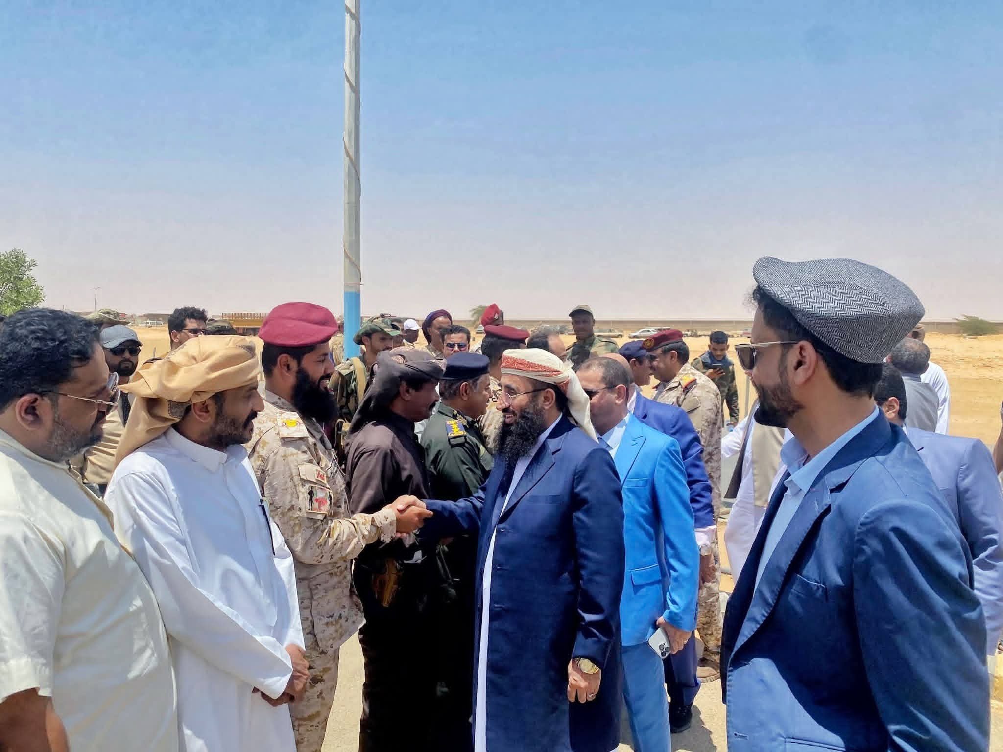 وزير الأوقاف يتفقد منفذ الوديعة ويؤكد وصول أول أفواج الحجاج خلال ساعات