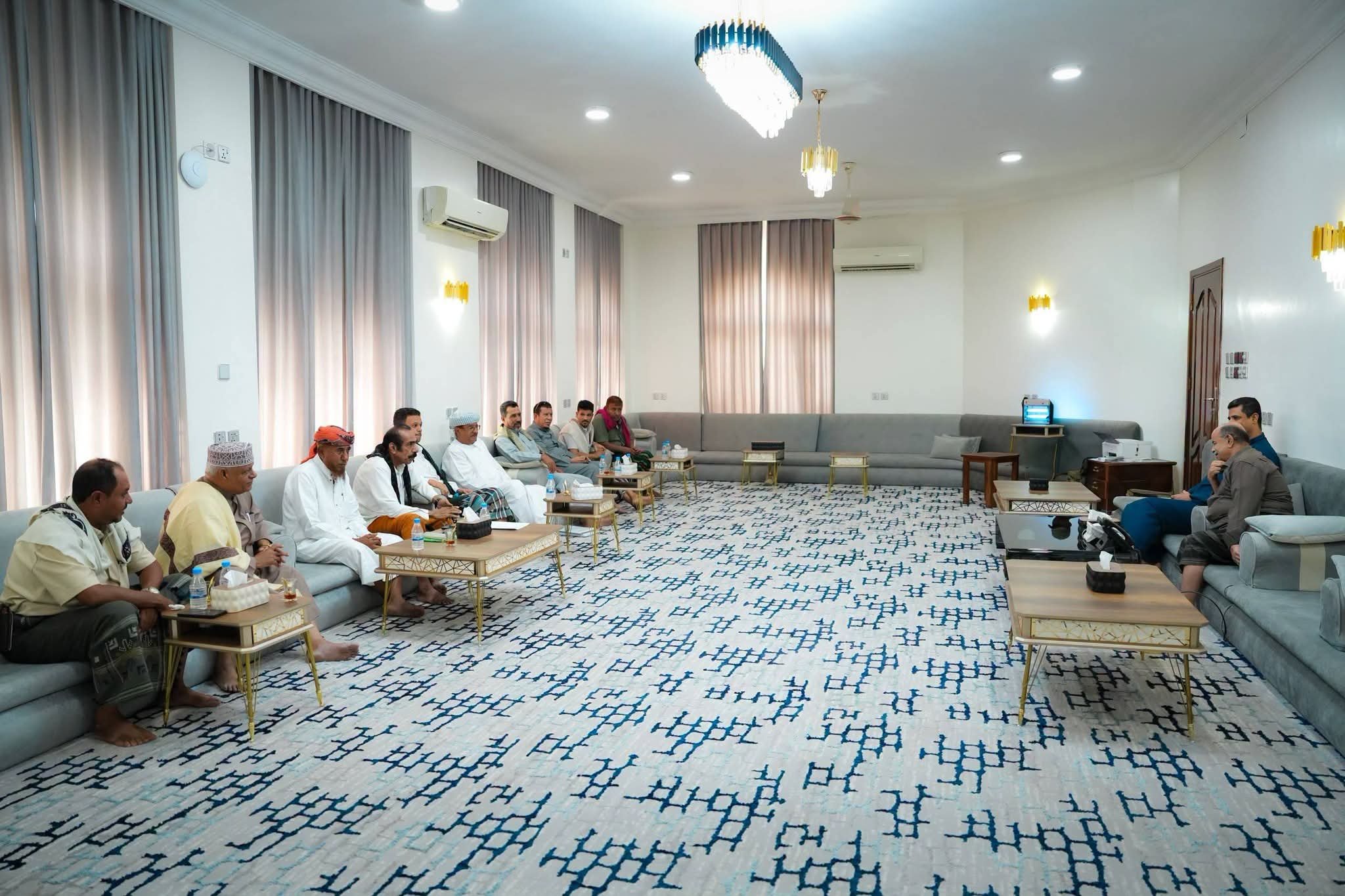 دعوات لتوحيد المكونات الحضرمية ودعم مؤسسات الدولة في مواجهة التحديات الراهنة